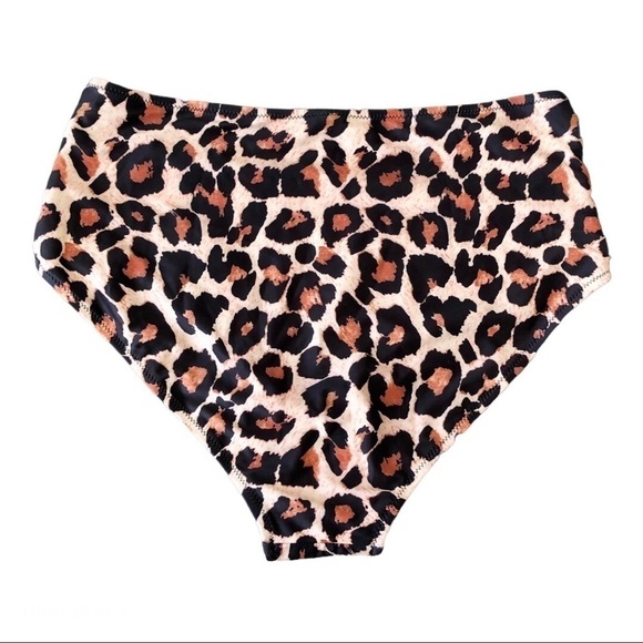 2 NEW Bikini Bottoms - Picture 4 of 11